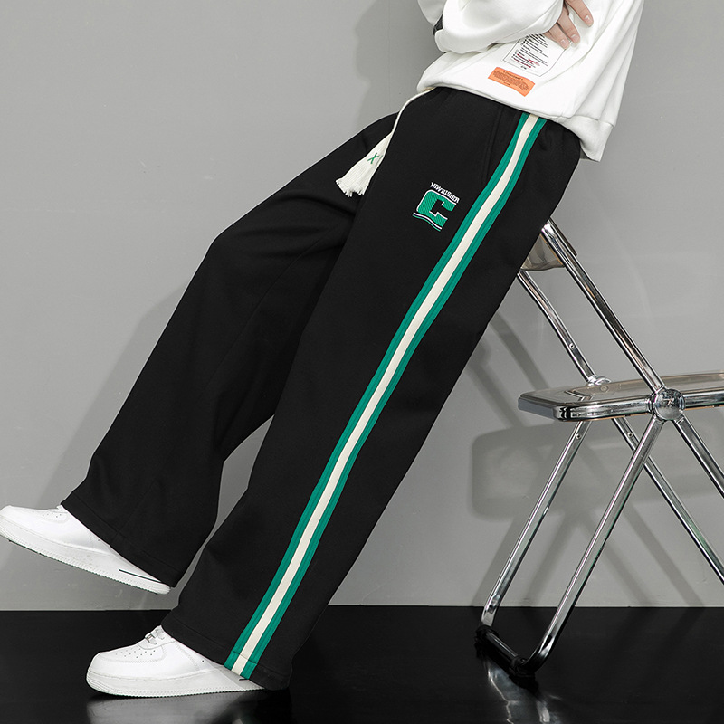 Men's straight-leg loose, fat-fit, oversized, autumn new wide-leg casual pants, knitted sweatpants Application Scenario