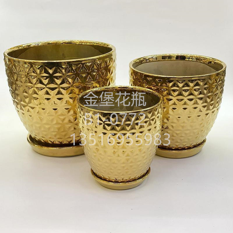 Large diameter Nordic electroplated brushed gold large flowerpot Round ceramic plant ware flowerpot outdoor household decoration details Picture