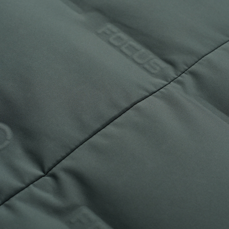 男士羽绒服实物图