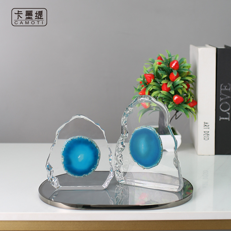 玛瑙水晶摆件/现代轻奢创意/书房办公桌面产品图