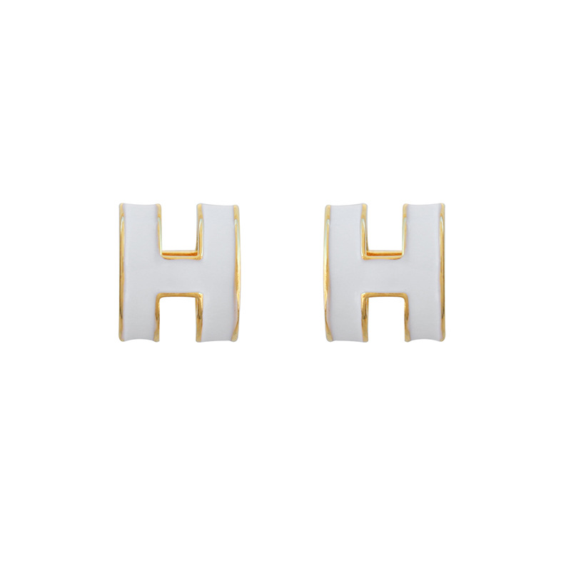 S925 Silver needle Stud Earrings for Women, H-letter glazed earrings, a niche design with a high-end feel, gentle and elegant earrings Application Scenario