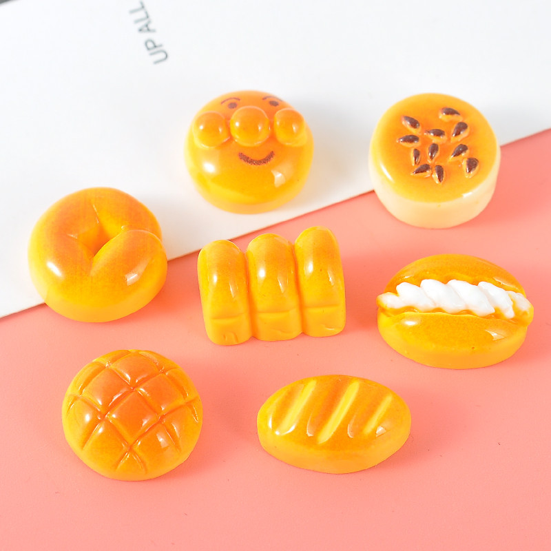 New diy food and play accessories: Bright Noodles, cookies, hamburgers, resin phone cases, headwear, hair clips, water cups, shoe buckles, and patches