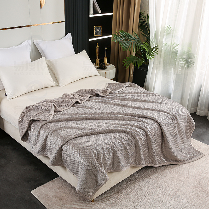 Manufacturers Wholesale Blanket Imitation Lamb Velvet Blanket Leisure Blanket Thickened Double Waffle Office Nap Flannel Blanket