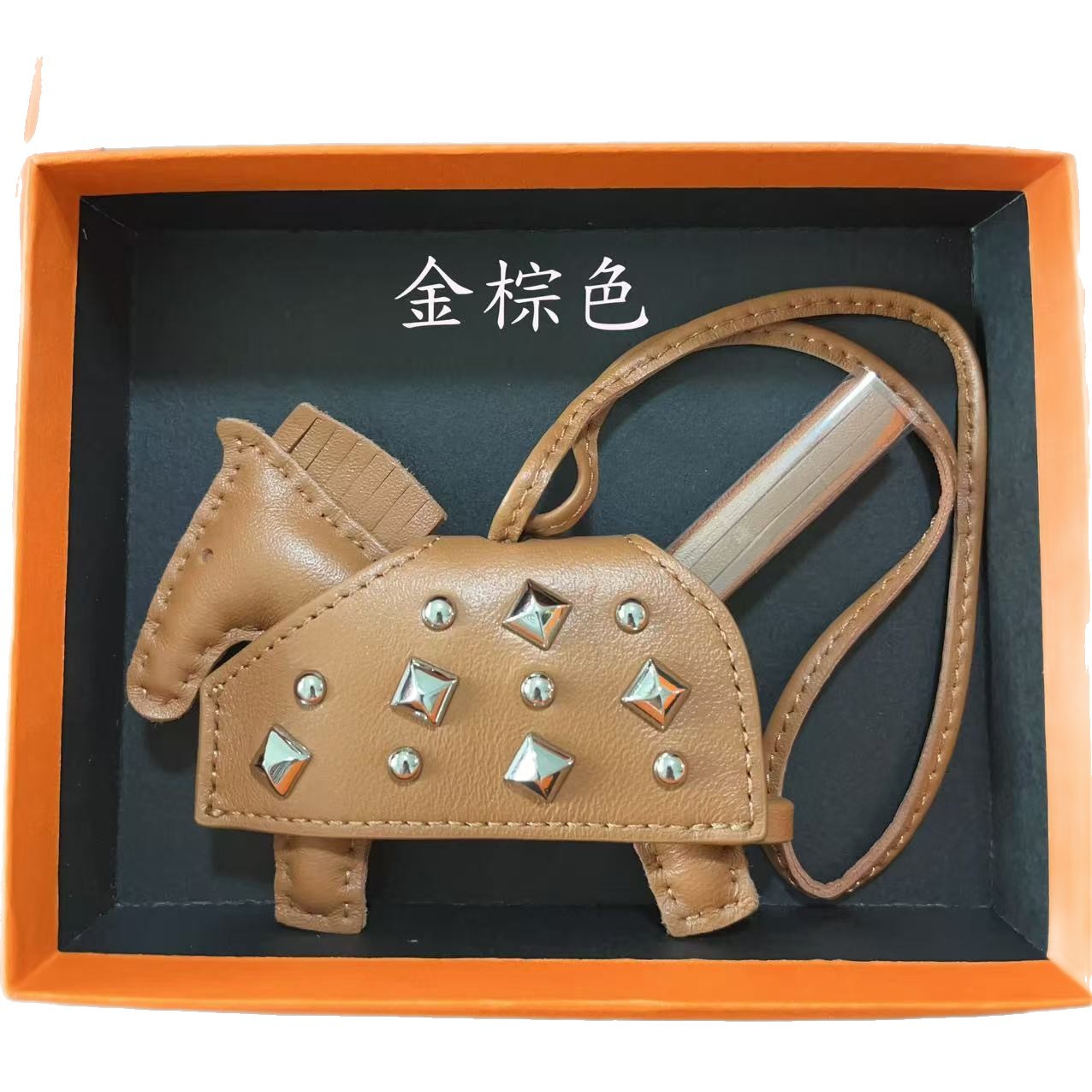 Personalized rivet genuine leather pony pendant, bag pendant, keychain bag pendant, gift tassel, car rearview mirror pendant Item Picture