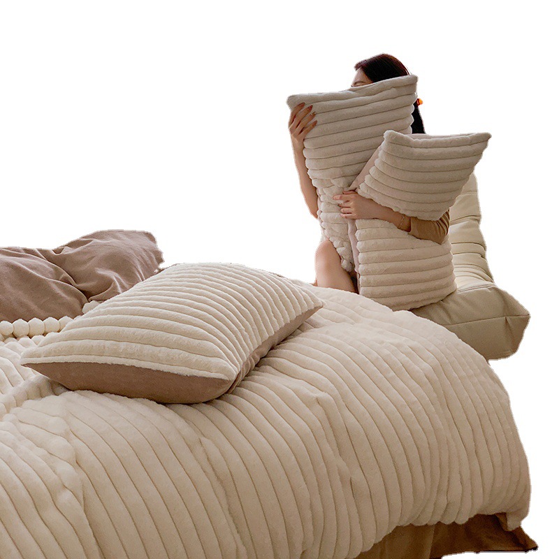 Winter thickened rabbit fleece four-piece set warm milk fleece high-end bedding Coral fleece bed sheets and duvet covers Item Picture