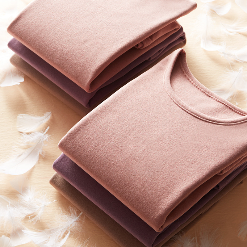 Autumn And Winter Explosive Couple Round Neck Cashmere Protein Thermal Underwear Set Female Turtleneck Bulk Elastic Base Shirt Wholesale Application Scenario