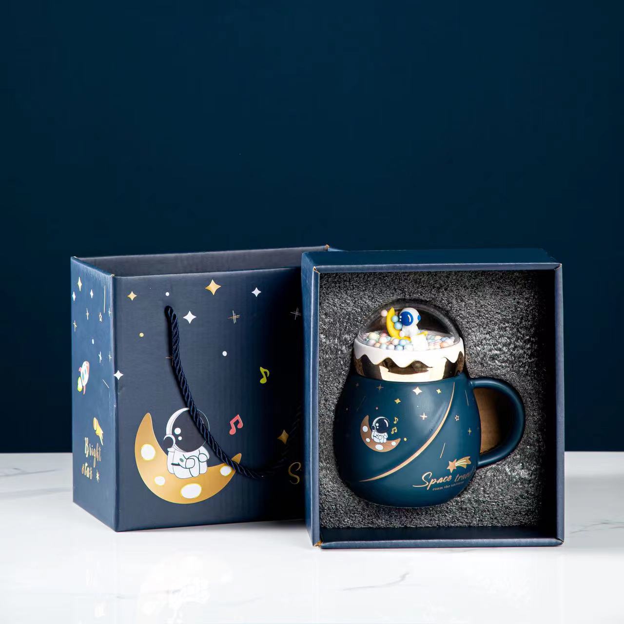 Katon Planet Mug Landscape Lid Ceramic Cup Gift Astronaut Astronaut FD48419800