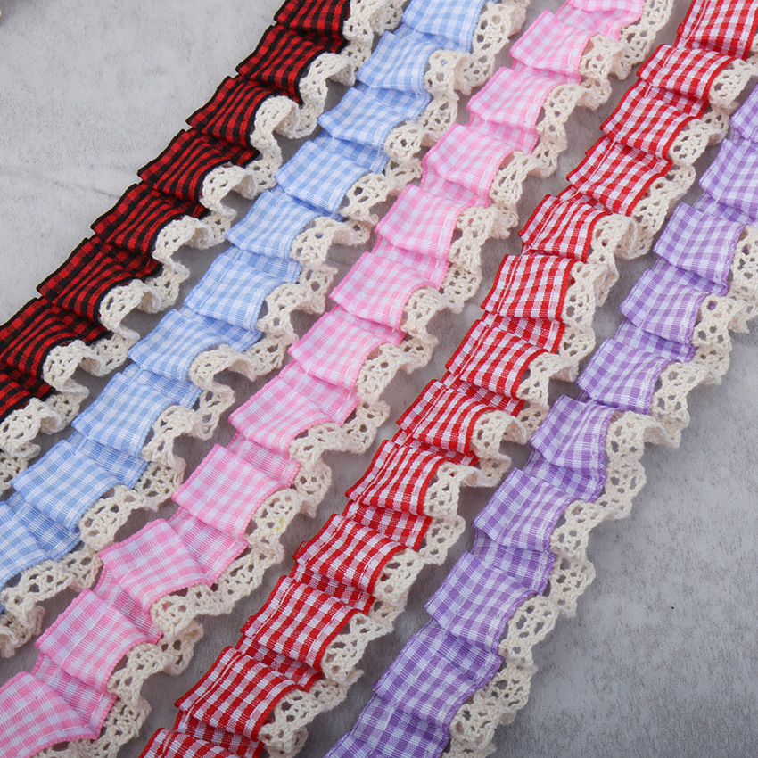 In stock: 2.5cm checkered cotton lace pleated toys, clothing accessories, pet skirt hem accessories, discounted lace details Picture