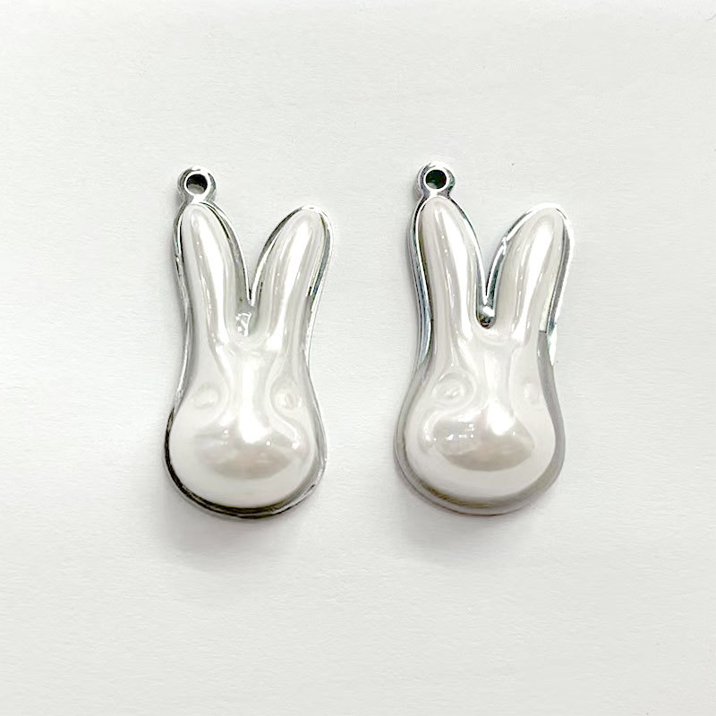 Cross-border best-selling stainless steel base Alice Baroque rabbit necklace pendant diy jewelry accessories wholesale