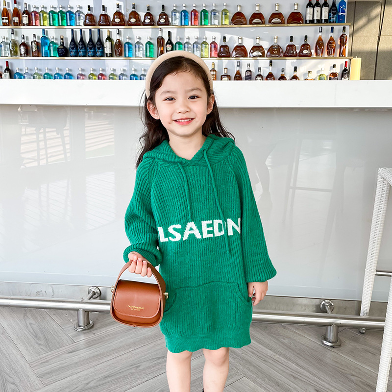 Children's bags 2025 New style Girls' handbag, fashionable baby mini Retro crossbody bag, Little Princess accessory bag Application Scenario