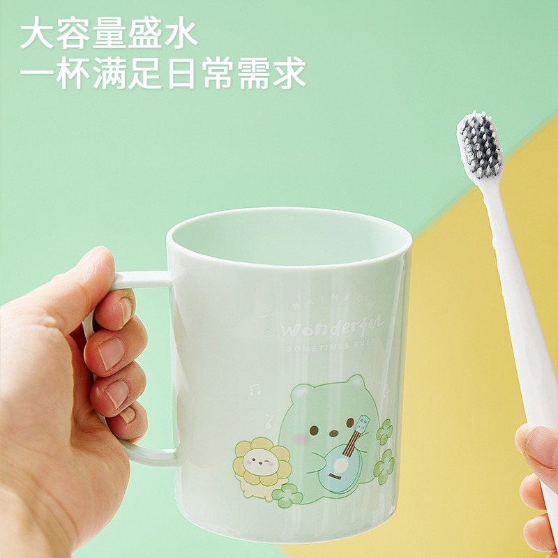 Wholesale cute household dopamine mouthwash cups, dormitory student toothbrush cups, cartoon couple brushing cups manufacturer Application Scenario