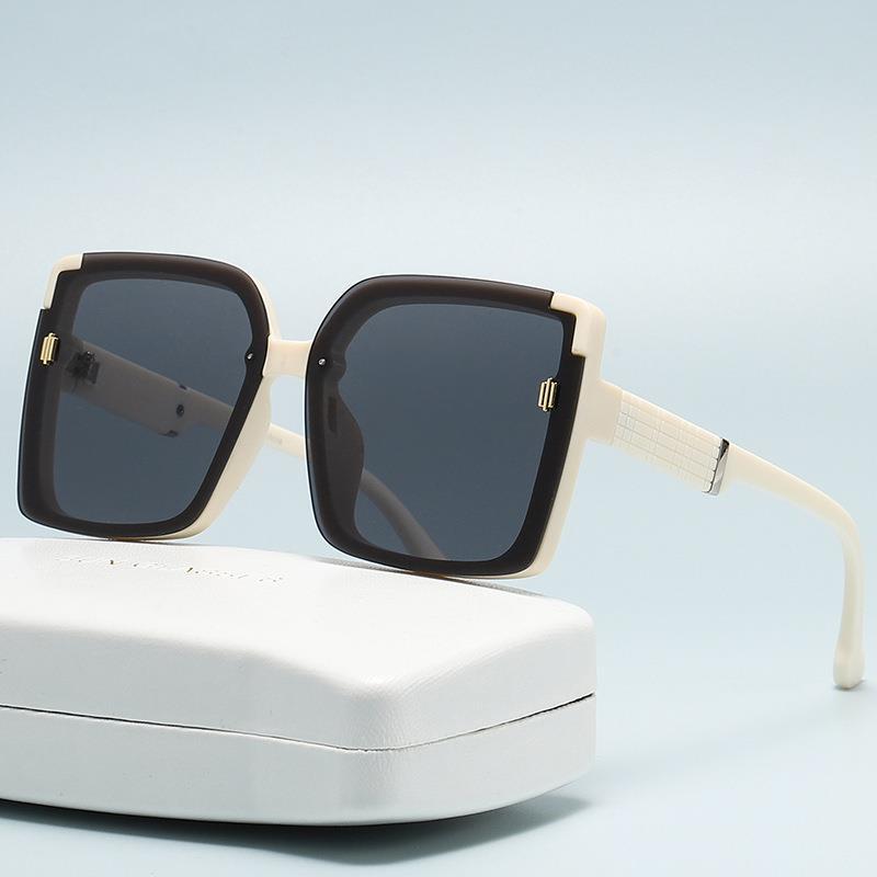 Stylish and elegant square-framed irregularly trimmed sunglasses for men's driving trips, specially designed for cross-border use in Europe and America Application Scenario