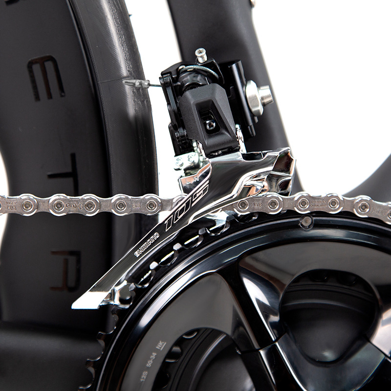 Tornado Cyclonepro Carbon Fiber Road Bike 105 Gear Set Disc Brake Wind-Breaking Competition Bike details Picture
