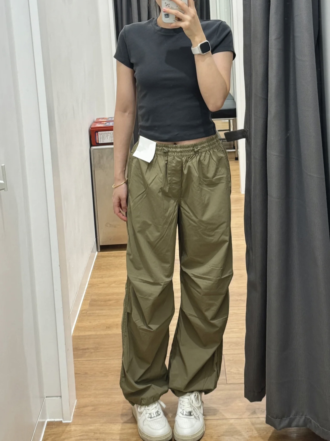 Spring 2024 New Parachute Pants Women's Casual Wide-Leg Pants Sweat Absorption Quick Drying Overalls 464888 Item Picture
