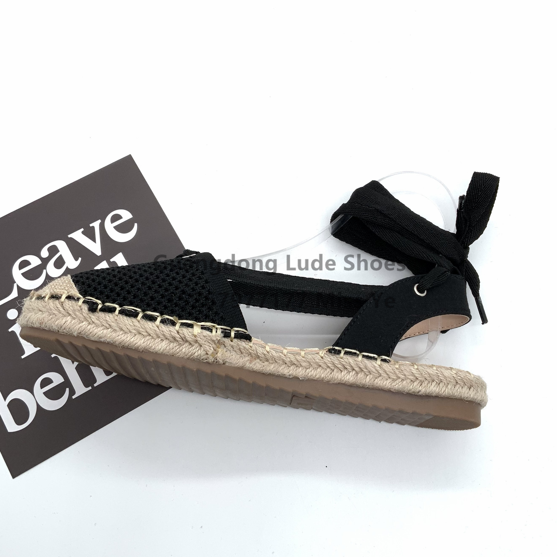 2022 Summer New Single Shoe Strap Simple Leisure All Comfortable Sandals Women's Craft Shoes Guangzhou Women's Shoes Application Scenario