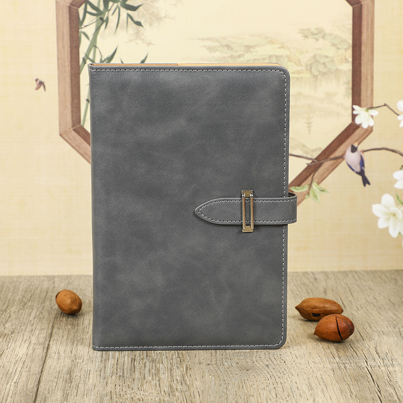 Metal Buckle Pen Stationery A5 Multifunctional Pocket Notepad Practical Student Notebook Group Custom Logo Application Scenario