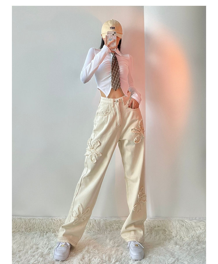 Beige floral wide-leg jeans, women's trendy high-waisted straight-leg pants, spring and autumn spicy girl pants, European and American style jeans Application Scenario