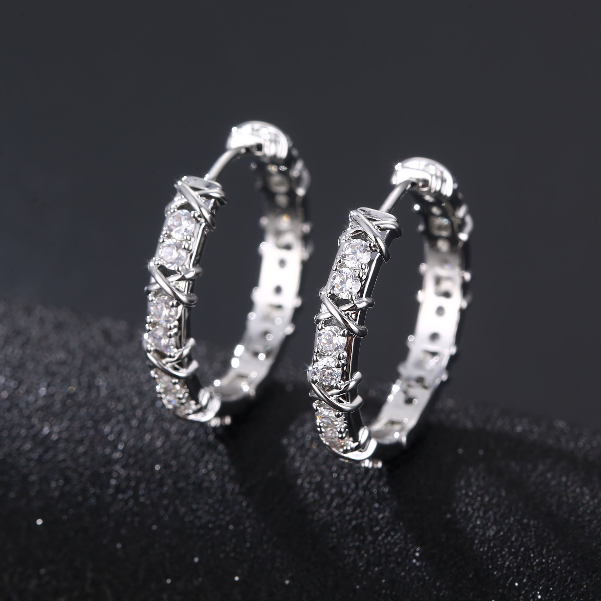 Kasi Jewelry Women's micro-inlaid zircon ring ear buckles, trendy and popular European and American earrings wholesale Specification image