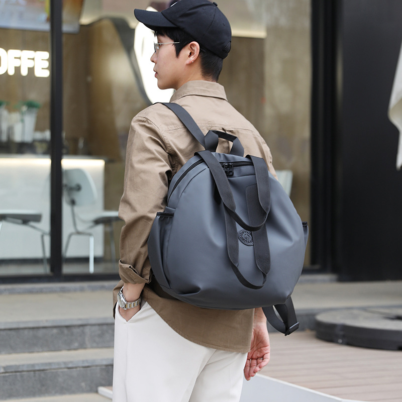 Trendy and fashionable large-capacity schoolbag for men and women, casual travel single-shoulder bag for going out shopping and commuting, laptop bag Application Scenario