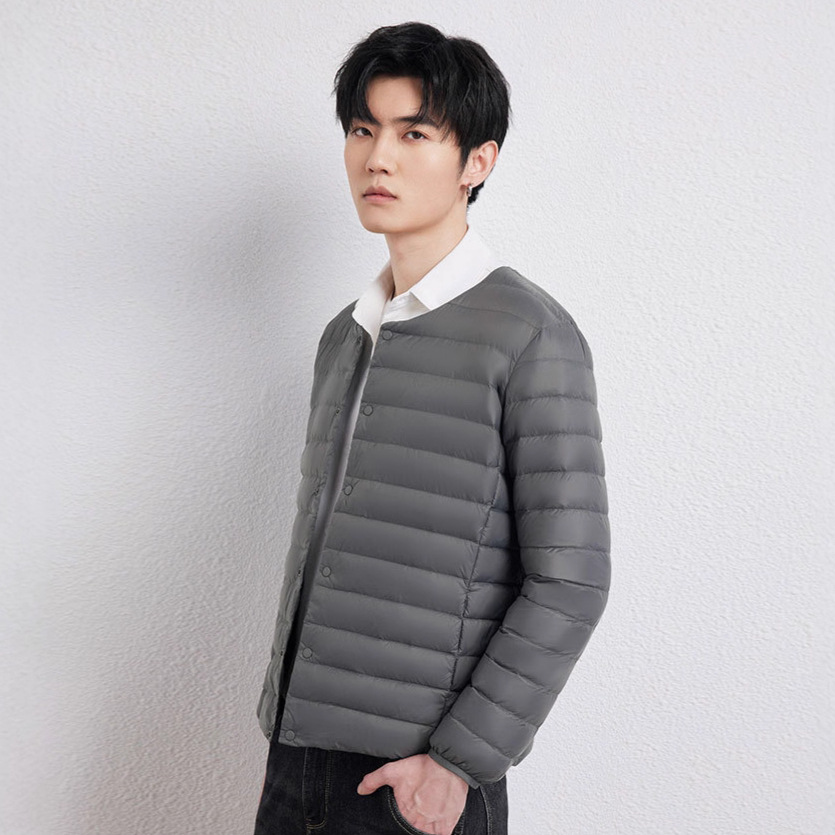 Men's long-sleeved, lightweight down jacket with a 90mm white duck down round neck and V-neck, worn inside as a large-sized autumn and winter new coat details Picture