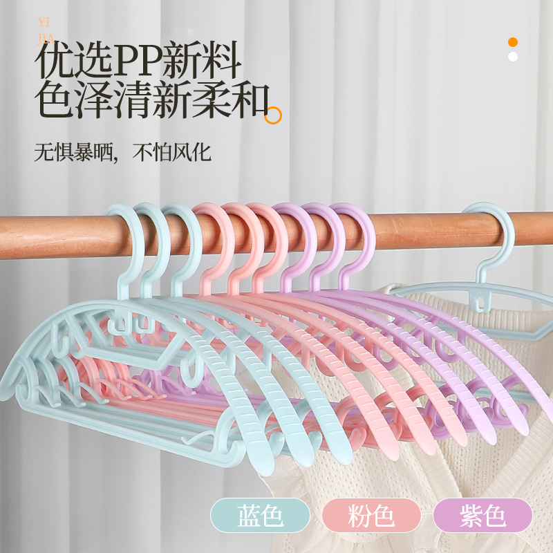 Household traceless clothes hangers, widened anti-slip clothes hangers, balcony hooks, clothes drying racks, dormitory clothes drying racks, wardrobe clothes supports Application Scenario