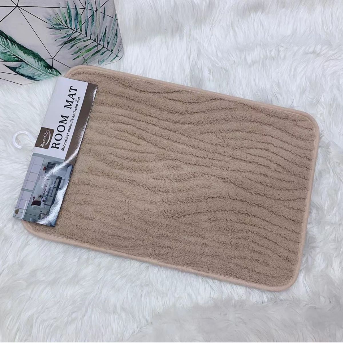 Wholesale of anti-slip floor MATS, door MATS, absorbent floor MATS, styles, fabrics and skin-friendly carpets from the factory in stock Specification image