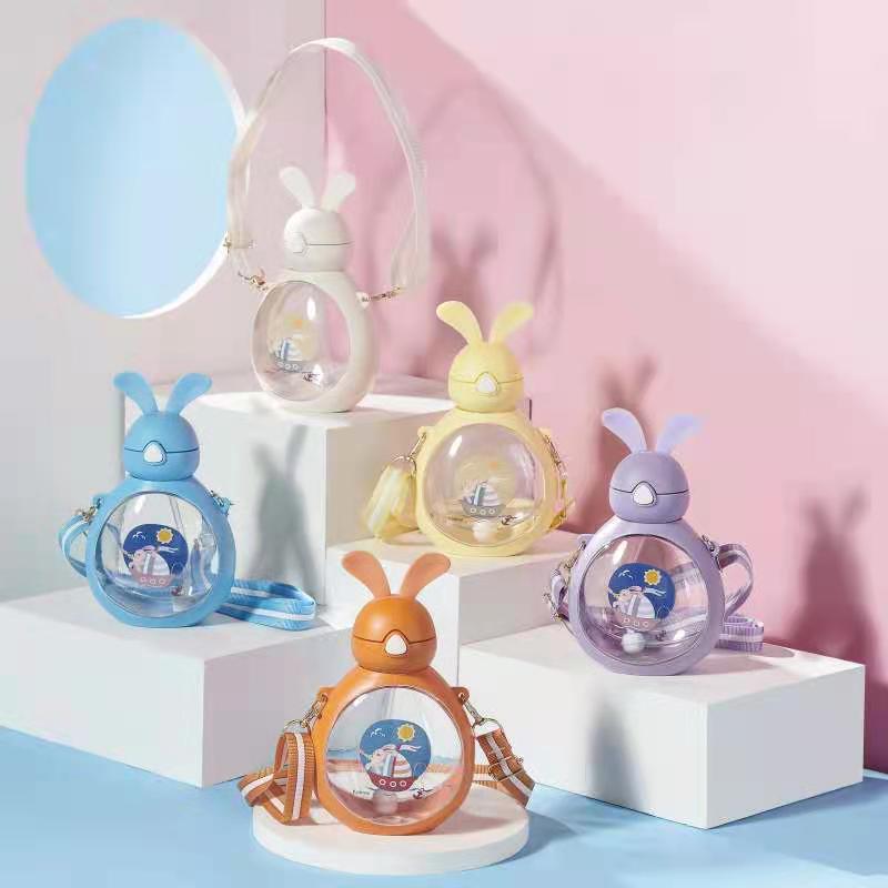 Kokoni ton ton bucket, big belly, summer portable sports space cup, tritan material, cartoon rabbit, children's plastic water cup, shoulder strap, portable outdoor, 550ML