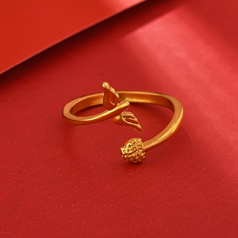 Chuangmei Jewelry's 24K gold-plated wing ring is a unique and retro design ring for women, a wedding ring details Picture