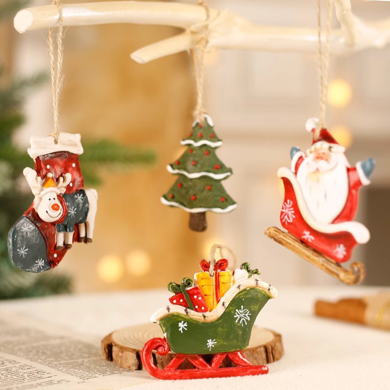 American Retro Christmas Resin Pendant Elk Wooden Horse Snowflake Santa Claus Pendant Christmas Tree Decoration Pendant Application Scenario
