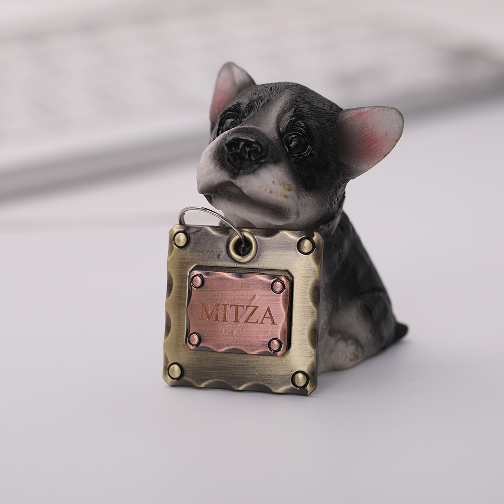 Pet dog brand, fashionable and retro pet accessories, dog collar and pendant manufacturer wholesale, cat necklace jewelry and accessories Application Scenario