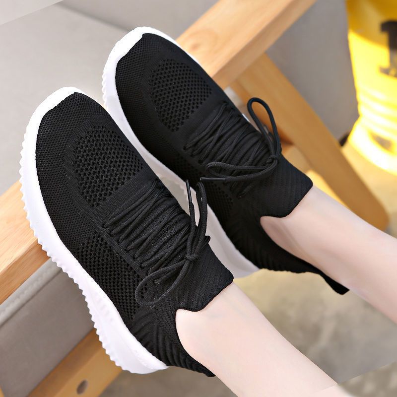 Indoor Fitness Shoes Women's Shoes New Summer Sports Shoes Women Breathable Mesh Surface Lightweight Flying Woven Running Shoes Travel Shoes Application Scenario