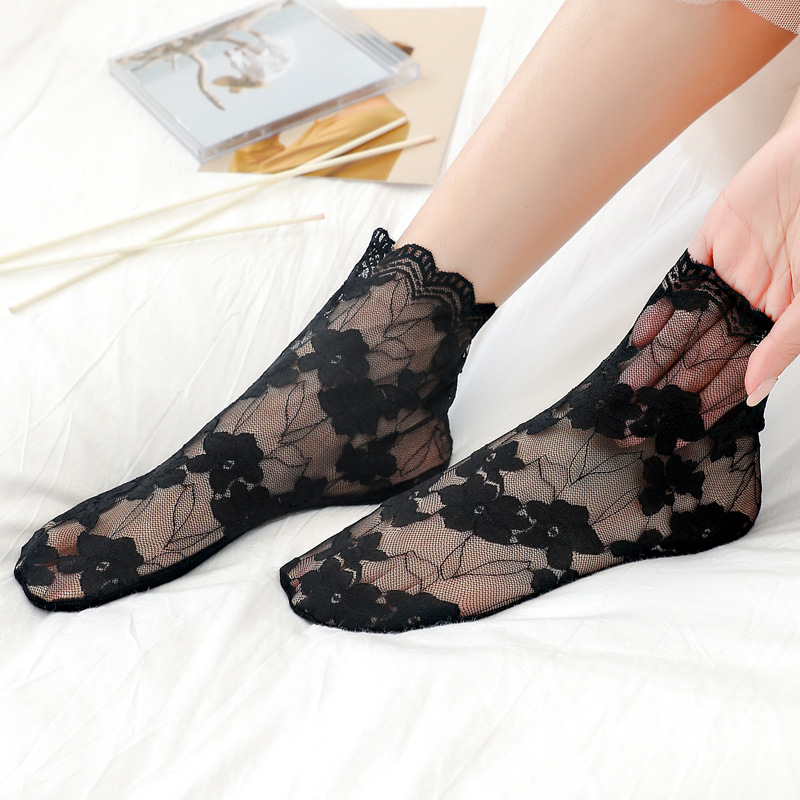 Lace socks for women's mid-calf, cute Japanese spring and summer thin mesh short socks, ins trendy socks, lace breathable sock covers details Picture