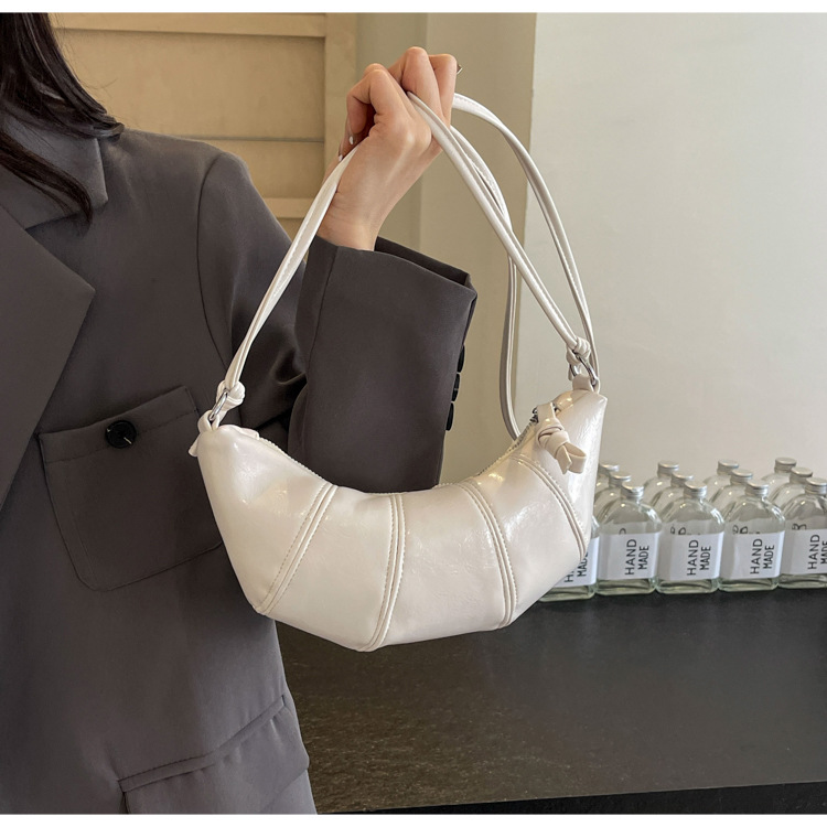 跨境外贸牛角包女包新款潮简约时尚斜挎饺子包百搭单肩箱包皮具男士手提包详情29