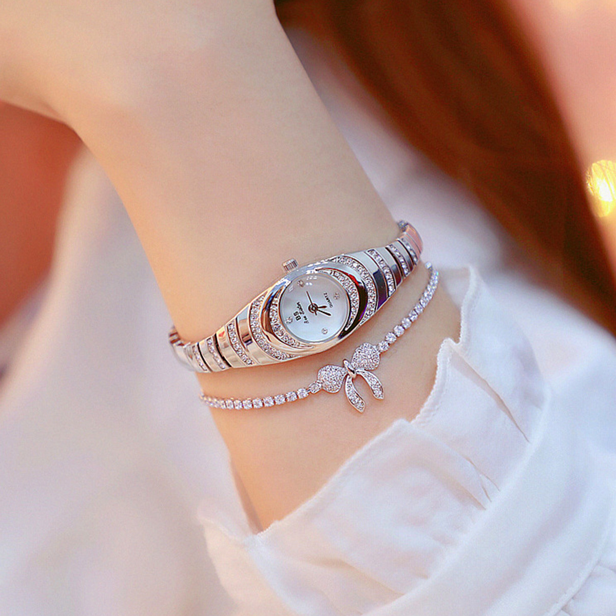 Conjunto de relojes pulsera 2pcs/set diamantes diamantes diamantes diamantes diamantes diamantes mariposa pulsera en stock una pieza de reemplazo de pelo details Picture