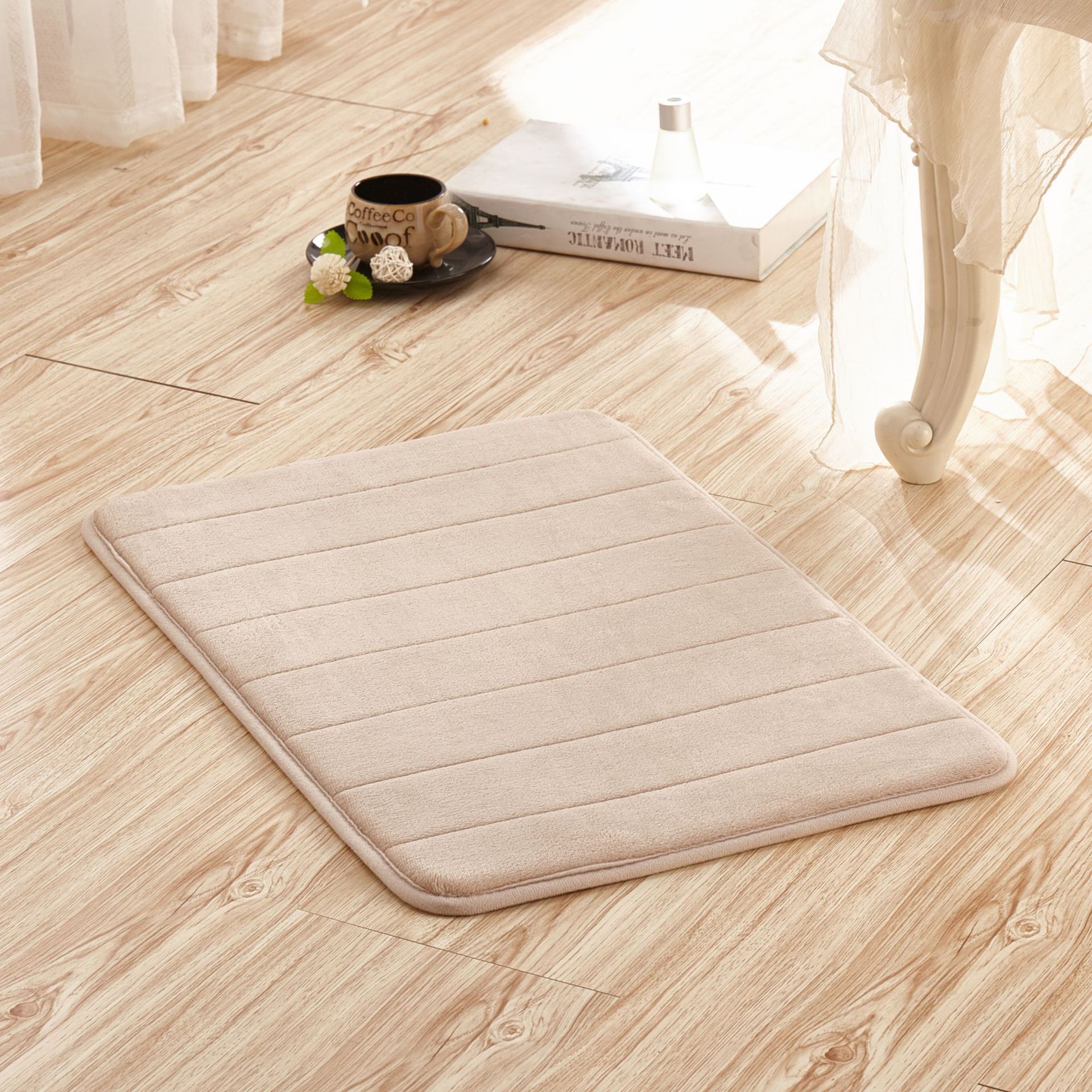 Anti-slip floor mat carpet Item Picture