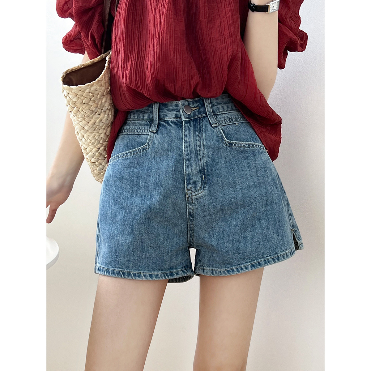 Yan Pair wide-leg denim shorts for women 2022 Summer New style Korean retro high-waisted slimming slit hot pants H2259