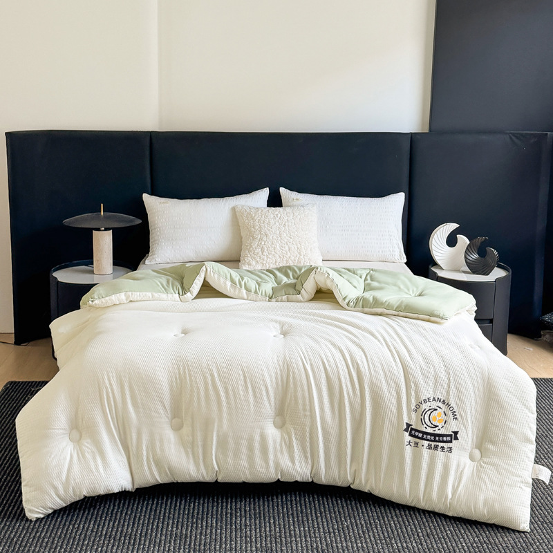 Soybean fiber quilts, summer cool quilts, air-conditioned quilts, winter quilts, cotton quilts, single student dormitories, spring and autumn quilt cores, all four seasons details Picture