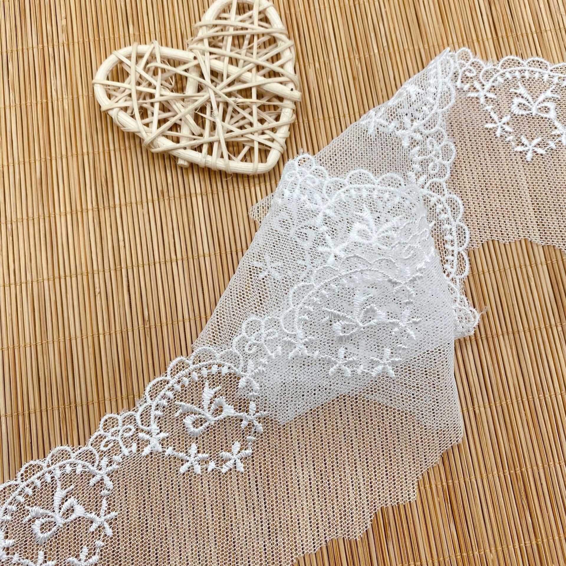 Children's clothing accessories, dress hem, cuff accessories, diy barcode embroidery, bow, mesh, polyester silk lace Specification image