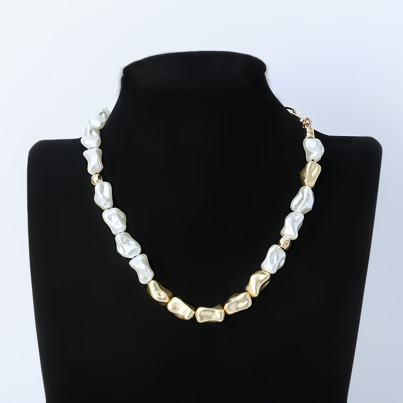 New cross-border pearl necklace, collarbone chain, women's short style, high-end, ins fashion accessory, retro and simple ins style