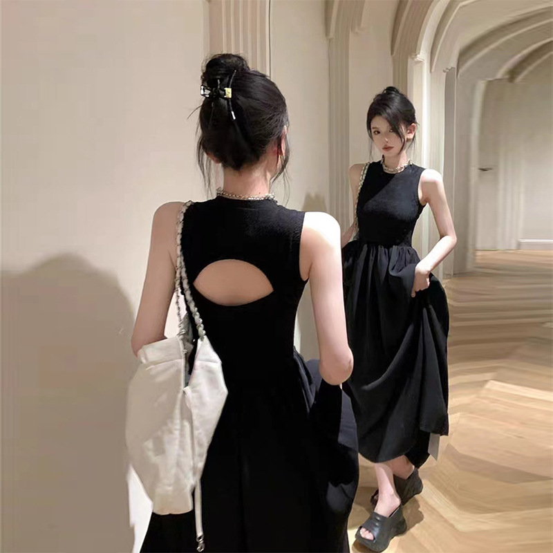 黑色无袖法式复古气质赫本连衣裙女夏季设计感背心小众露背长裙子