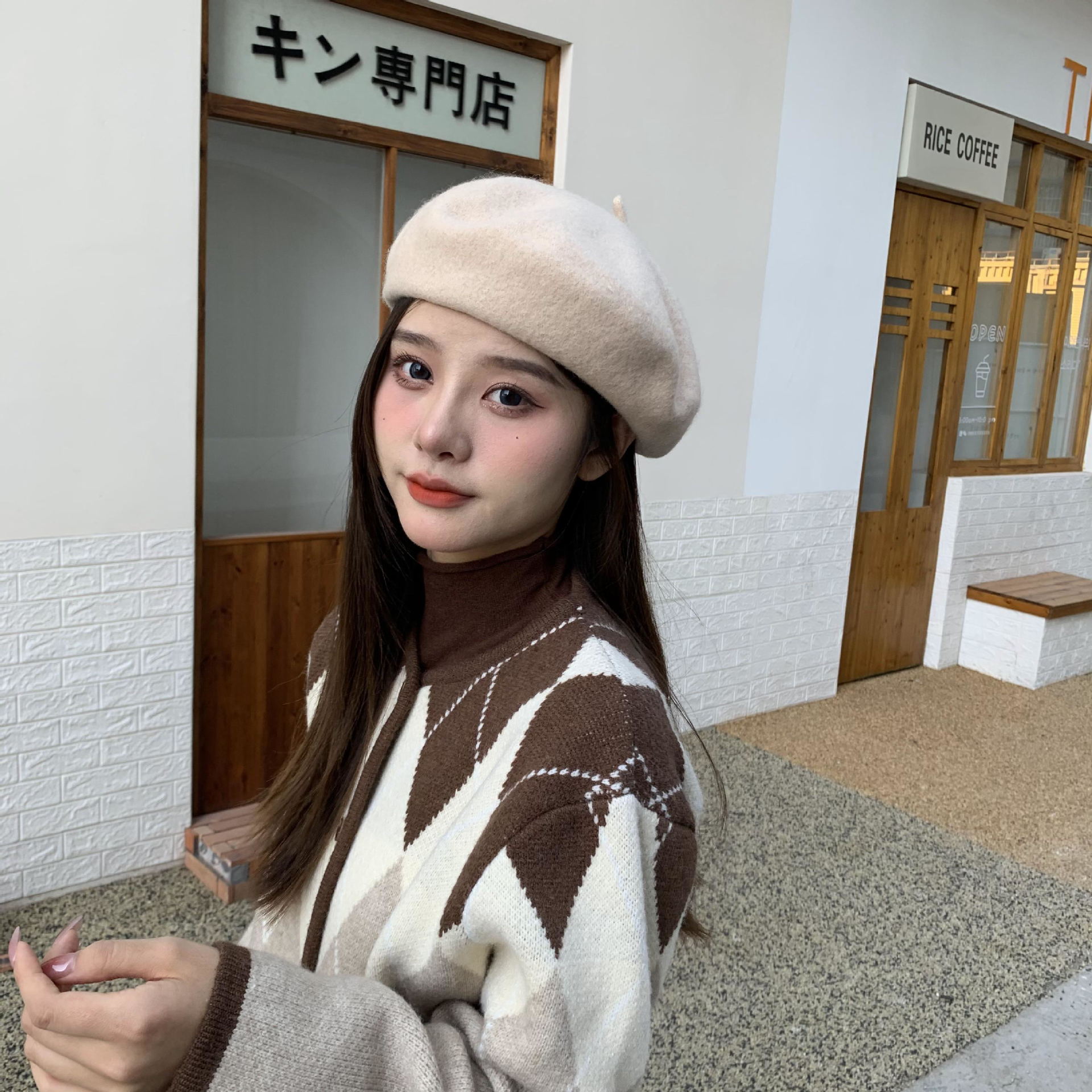 秋冬帽子羊毛产品图