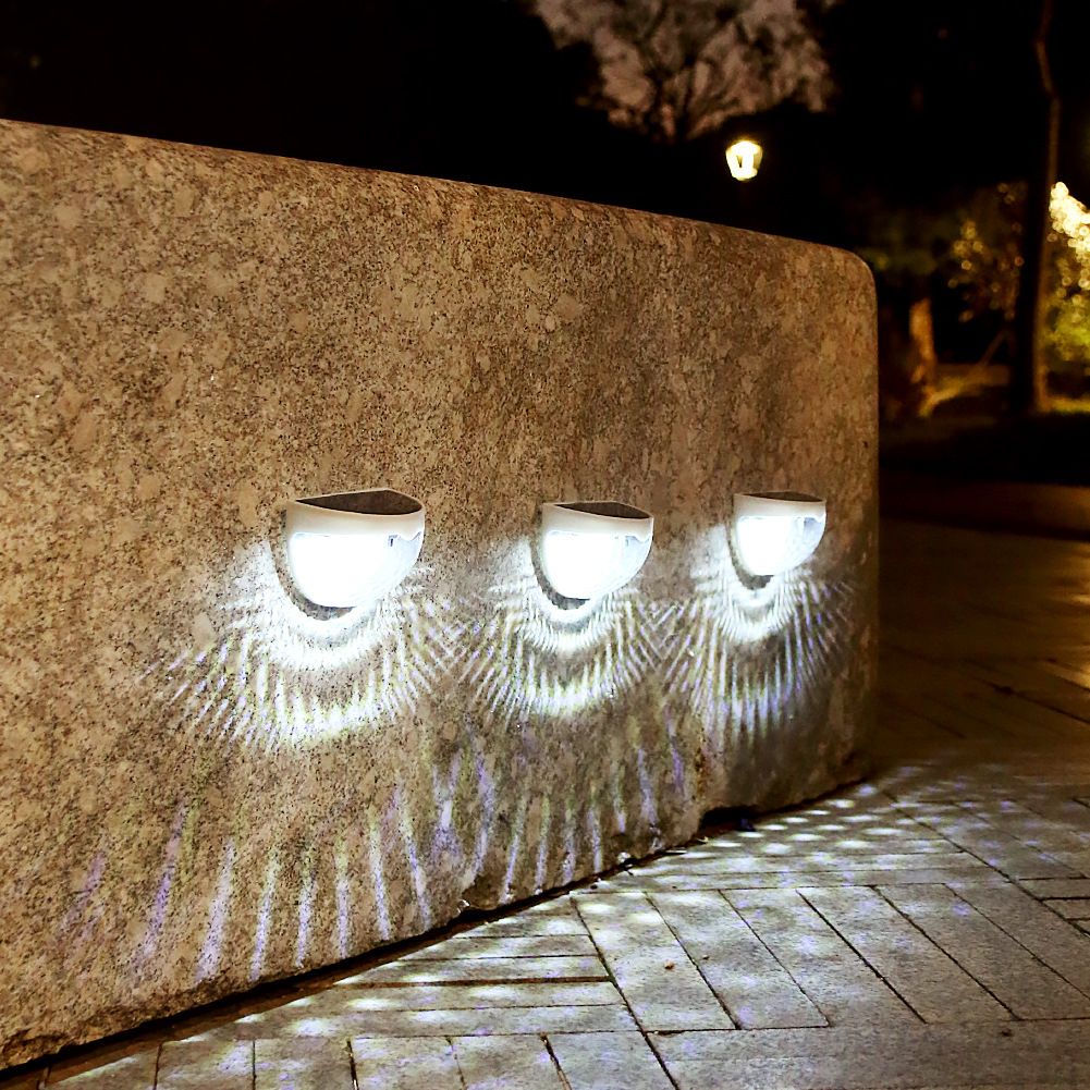 Solar wall lamps, outdoor fence lamps, courtyard garden decoration, balcony decoration, villa outdoor waterproof landscape lamps Specification image