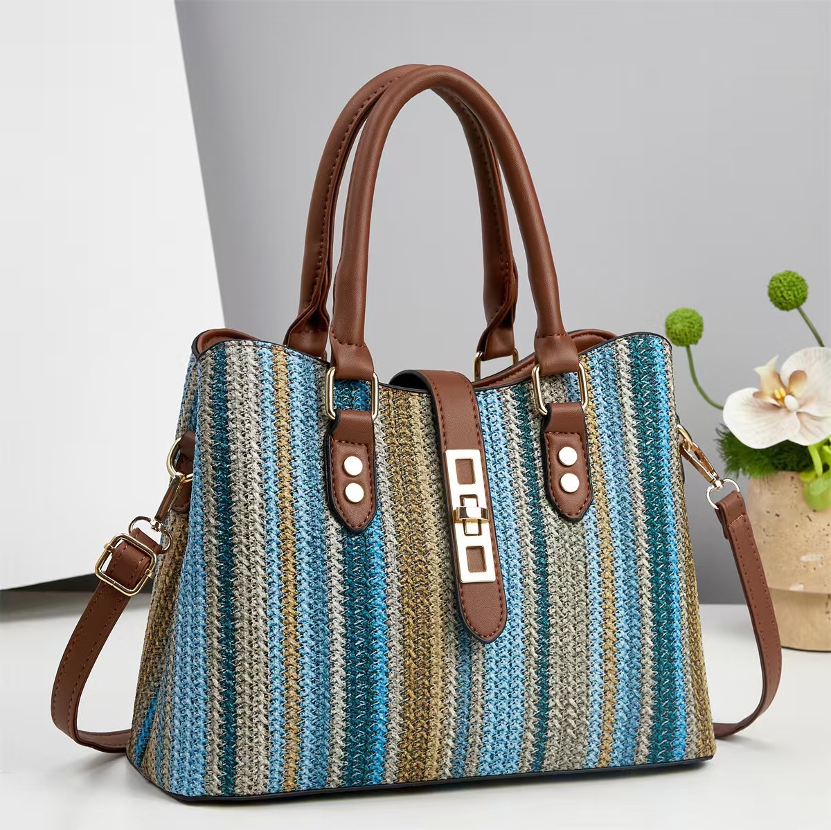Multi-color women's bags, trendy and fashionable striped women's bags, high-end single-shoulder crossbody bags, large-capacity handbags details Picture
