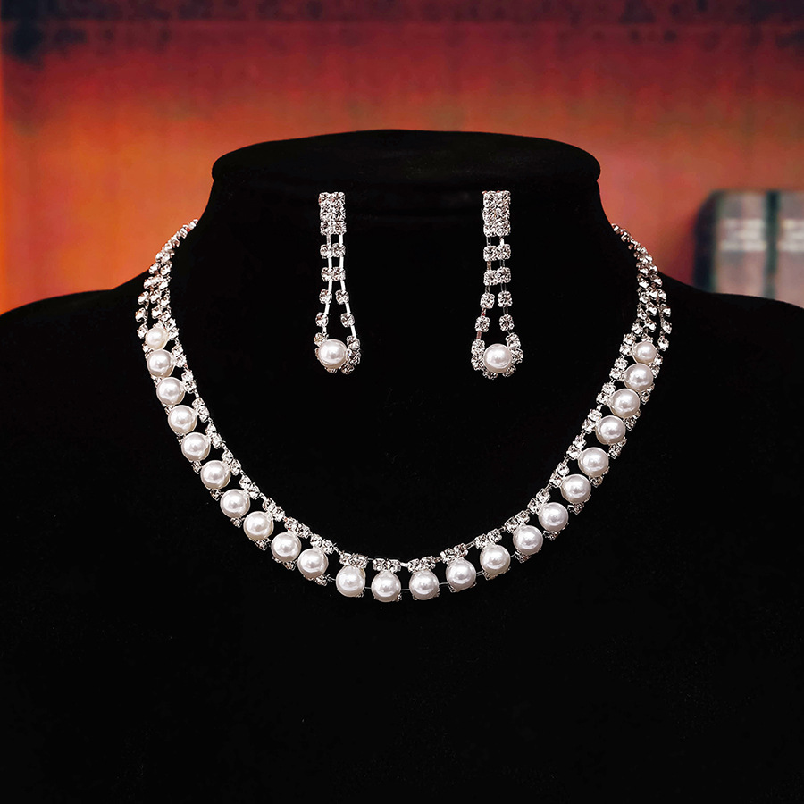 European and American fashionable bride's set, wedding accessories, necklaces, earrings, bracelets, pearls, elegant set, dress accessories Specification image