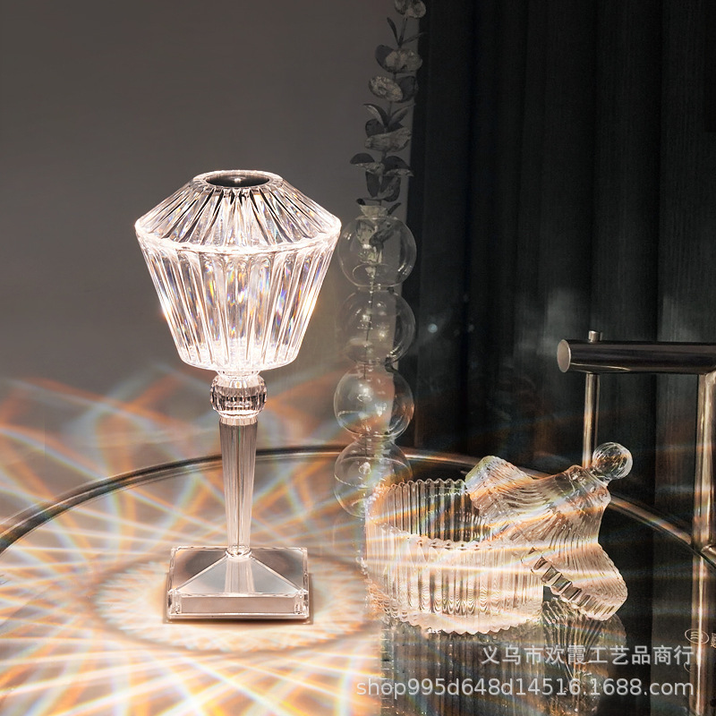 Cross-Border New Diamond Crystal Prismatic Light Shadow Ins Table Lamp Table Atmosphere Usb Charging Bedside Nightlight Application Scenario