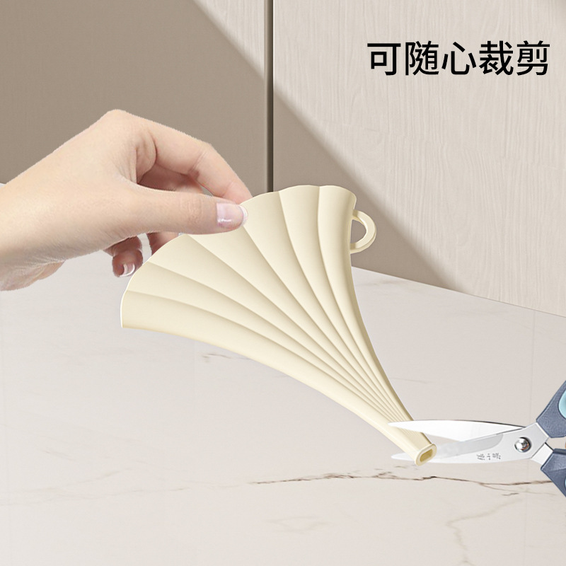 A multi-functional mini household kitchen wine pouring, folding and creative liquid dispensing small-diameter oil funnel with a support funnel Specification image