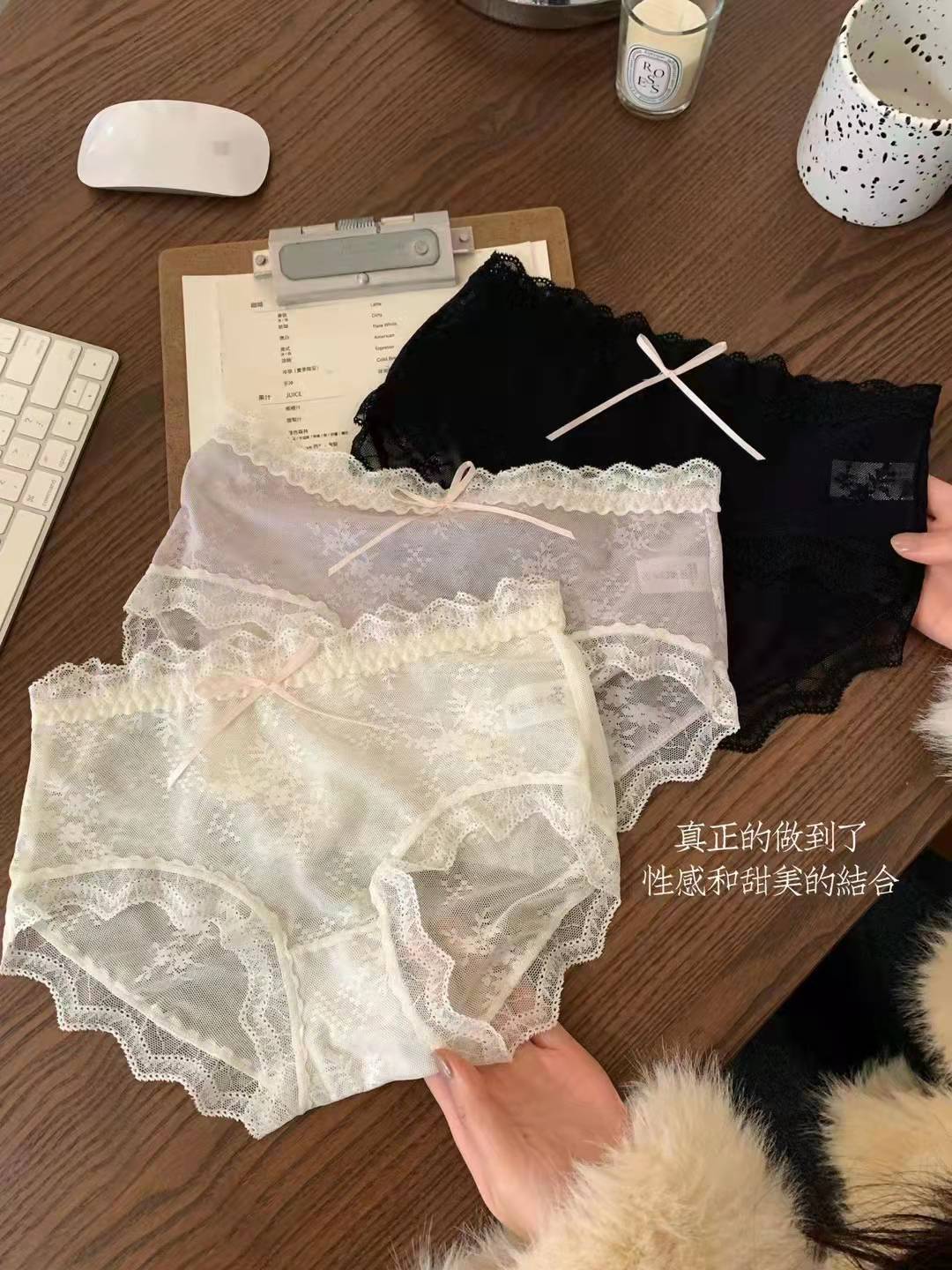 Japanese Snow Hazy Mesh Lace Underwear Sexy Non-Trace Heart Cotton High Stretch Mid-Waist Women's Briefs
