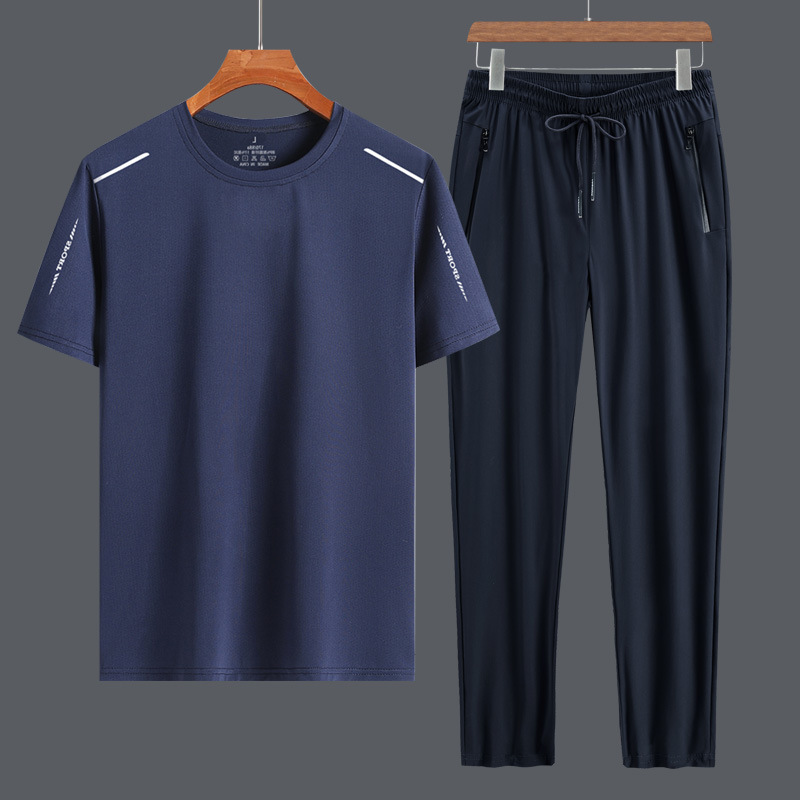 Dad's light casual sportswear set, men's summer short-sleeved T-shirt, middle-aged summer wear with a cool feel, middle-aged and elderly wear Application Scenario