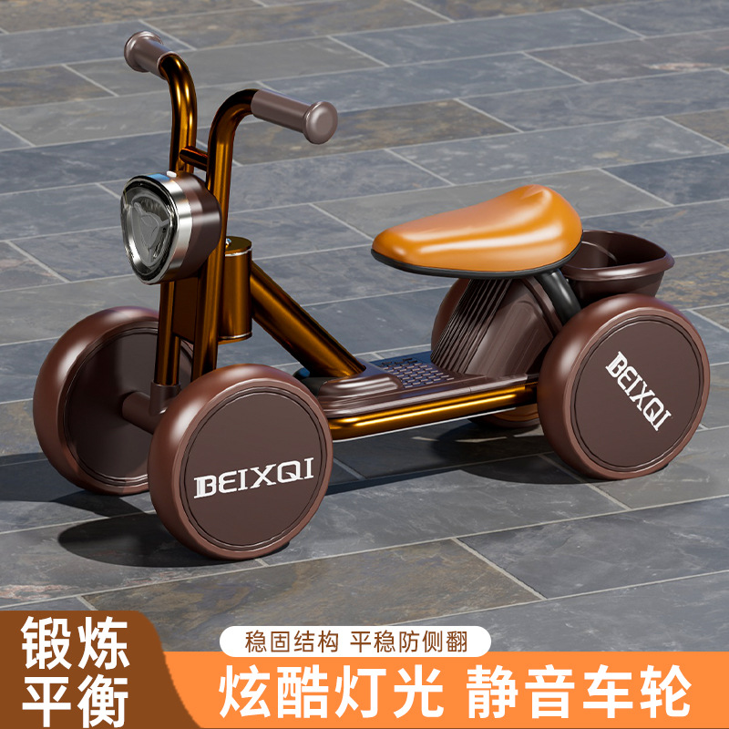 厂家批发儿童平衡车滑行车新款车三轮车防侧翻灯光溜溜车1-3岁