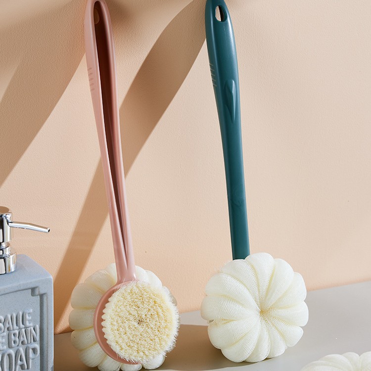 Back brush bath ball brush, powerful and effortless back scrubbing tool, bath brush for wiping back, long-handled soft-bristled bath towel for women